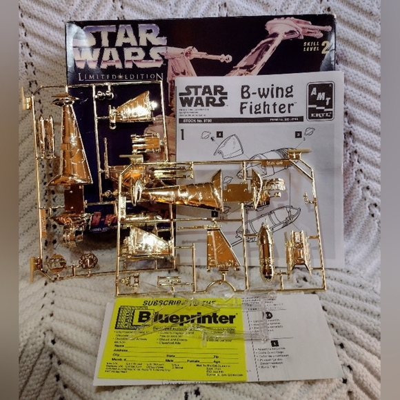 Star Wars B-Wing Fighter 1995 Gold Tone Limited Edition OB Vintage AMT ERTL 8780 - Picture 6 of 9